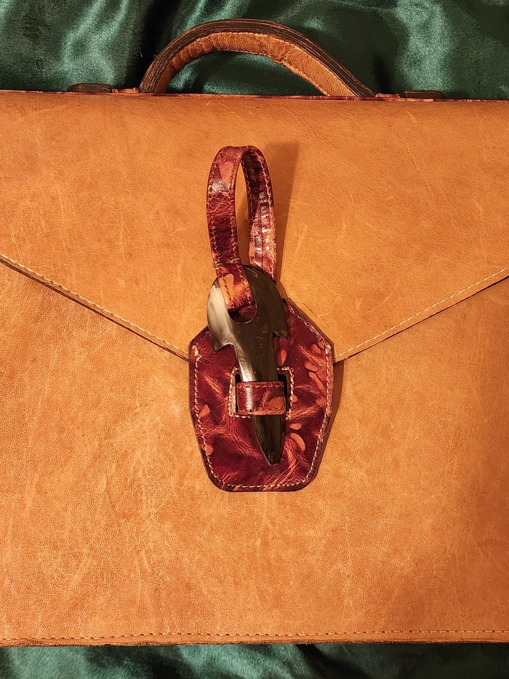 Tan Leather Women's Envelope Satchel with Maroon Accent